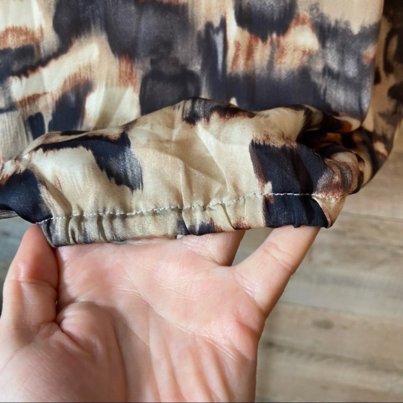 Willi Smith women’s animal print blouse in size medium - Picture 8 of 11